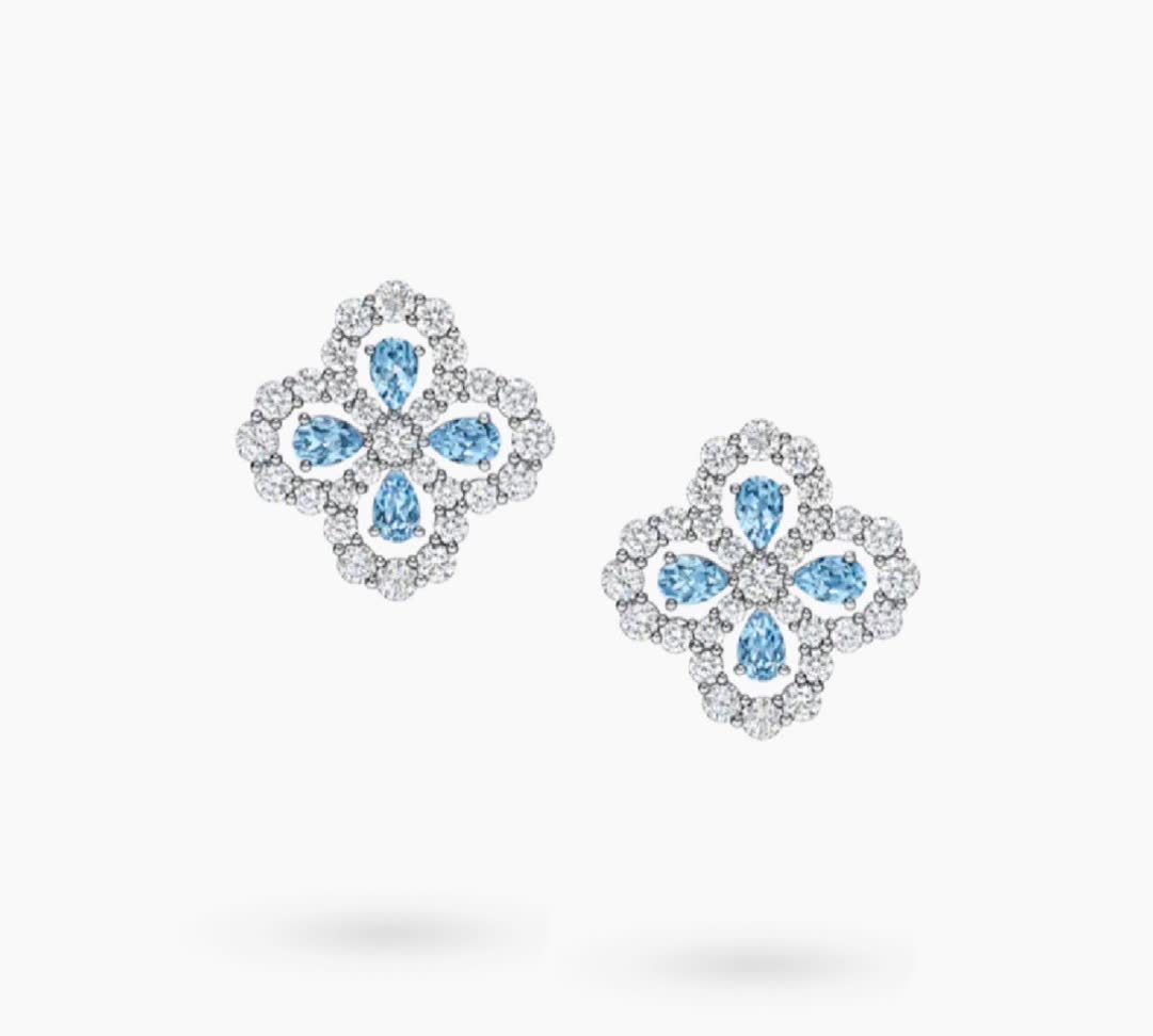 Van Cleef & Arpels Elegant Blue Diamond Flower Pendant
